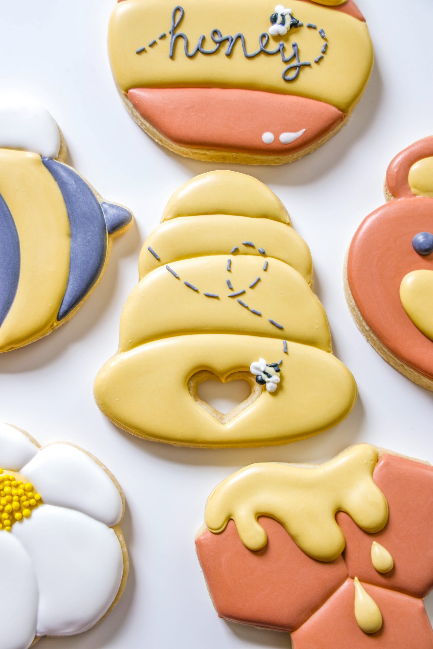 🐝🍯 April 19 - Sweet Honey Cookie Decorating Class